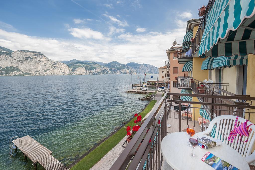 Hotel Nettuno Бренцоне сул Гарда Екстериор снимка